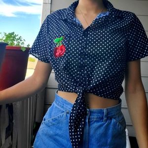Crop top button up style